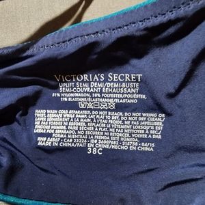Bra Victoria Secert. Never worn no tags